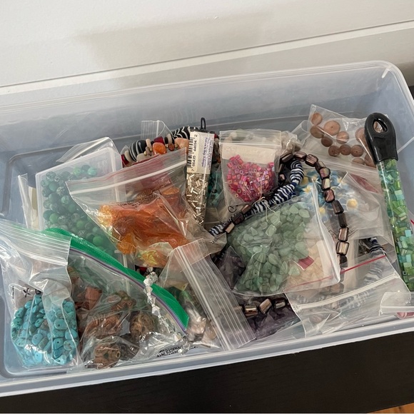 $49 SALE Assorted Beads Jewelry Making Supplies Mixed Materials Mystery Bundle 3 - Picture 2 of 7